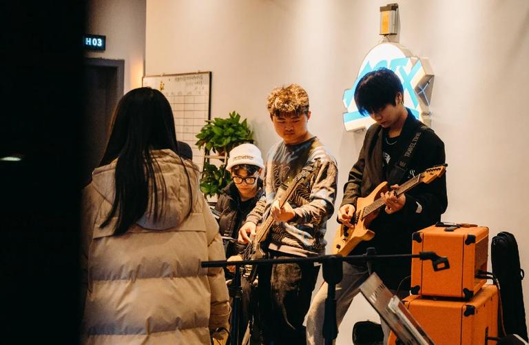 T1 在决赛中击败 Hanwha Life Esports 赢得 KeSPA Cup 2025