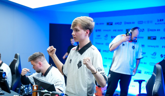 这能忍？DOTA2解说竟公开辱骂战队